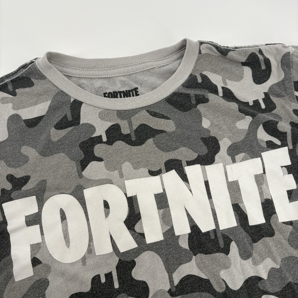 Kids Fortnite Camo Size XL Short Sleeve